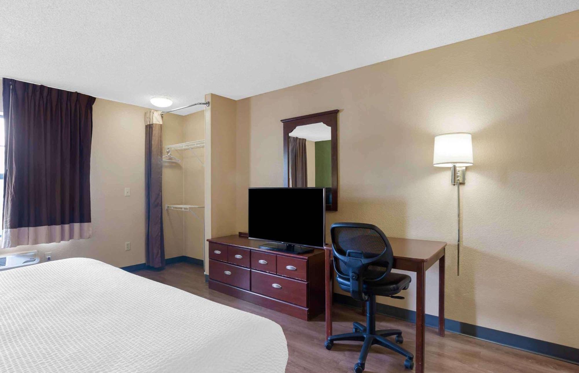 Extended Stay America Select Suites - Madison - Old Sauk Rd מראה חיצוני תמונה