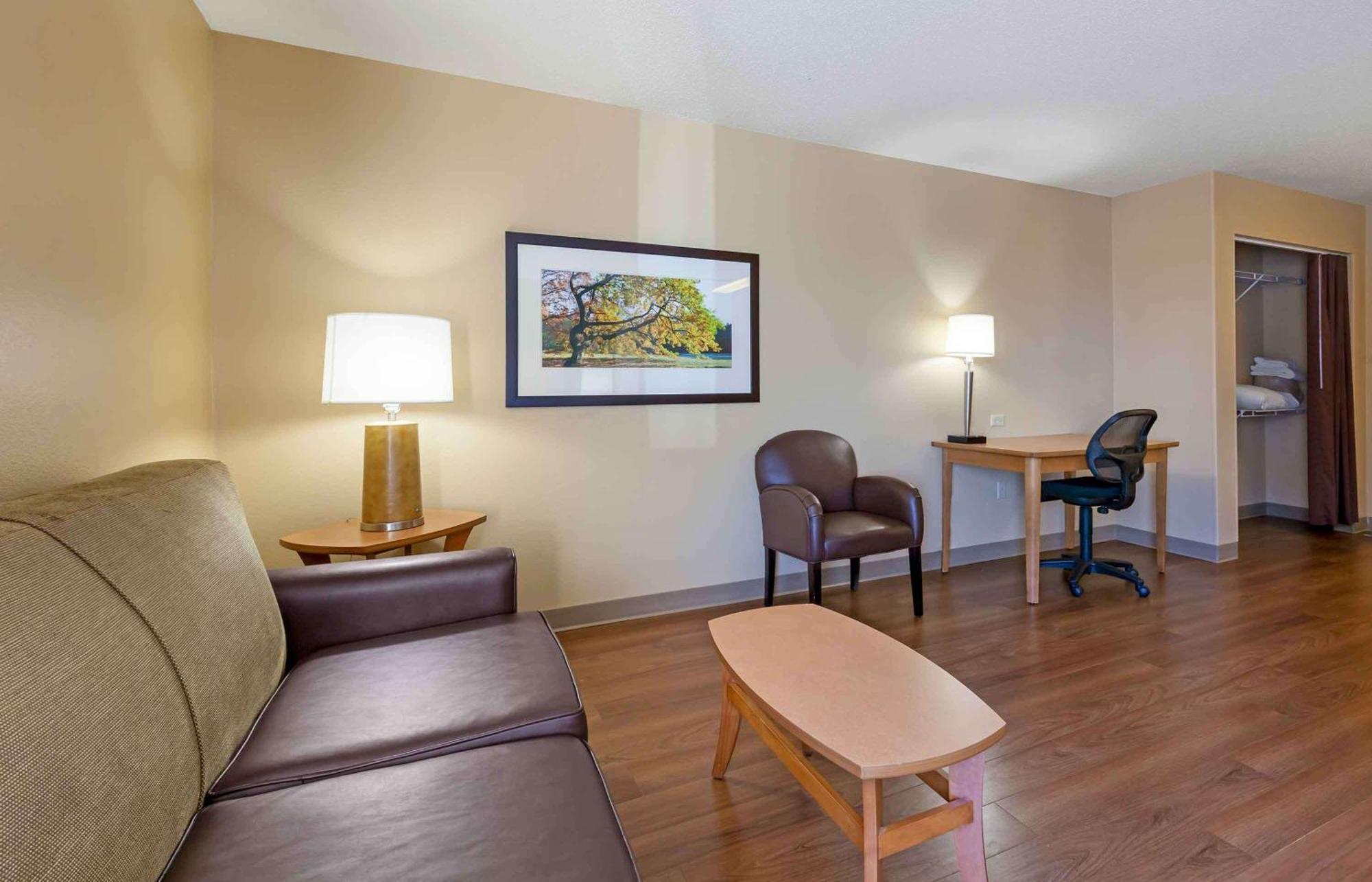 Extended Stay America Select Suites - Madison - Old Sauk Rd מראה חיצוני תמונה