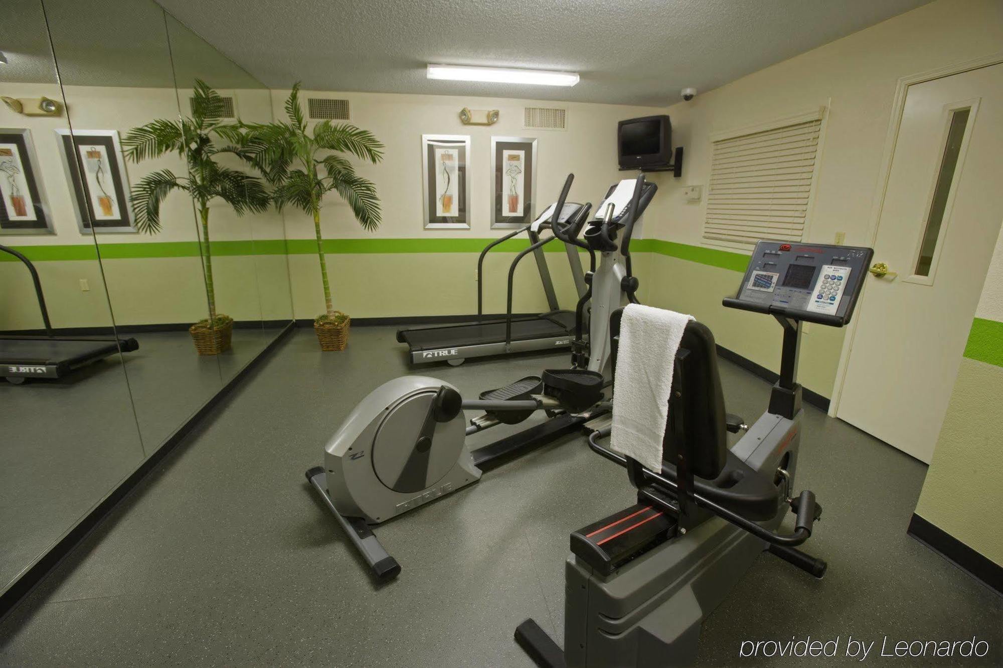 Extended Stay America Select Suites - Madison - Old Sauk Rd מראה חיצוני תמונה